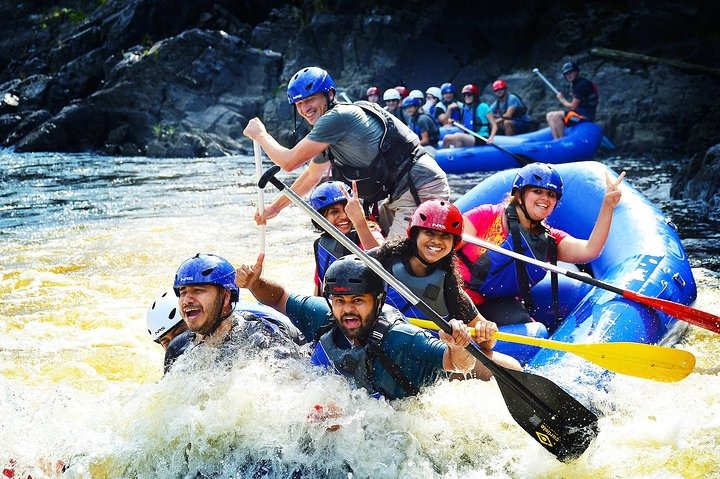 White Water Rafting Kitulgala Sri Lanka: Complete Adventure Guide, Prices, Safety, Best Time & Booking Tips 2 White Water Rafting Kitulgala Sri Lanka